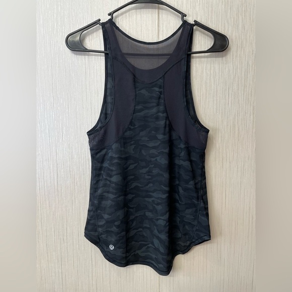 Lululemon Sculpt Tank II – Black Camo, Mesh Back, Size 4 - Picture 5 of 6